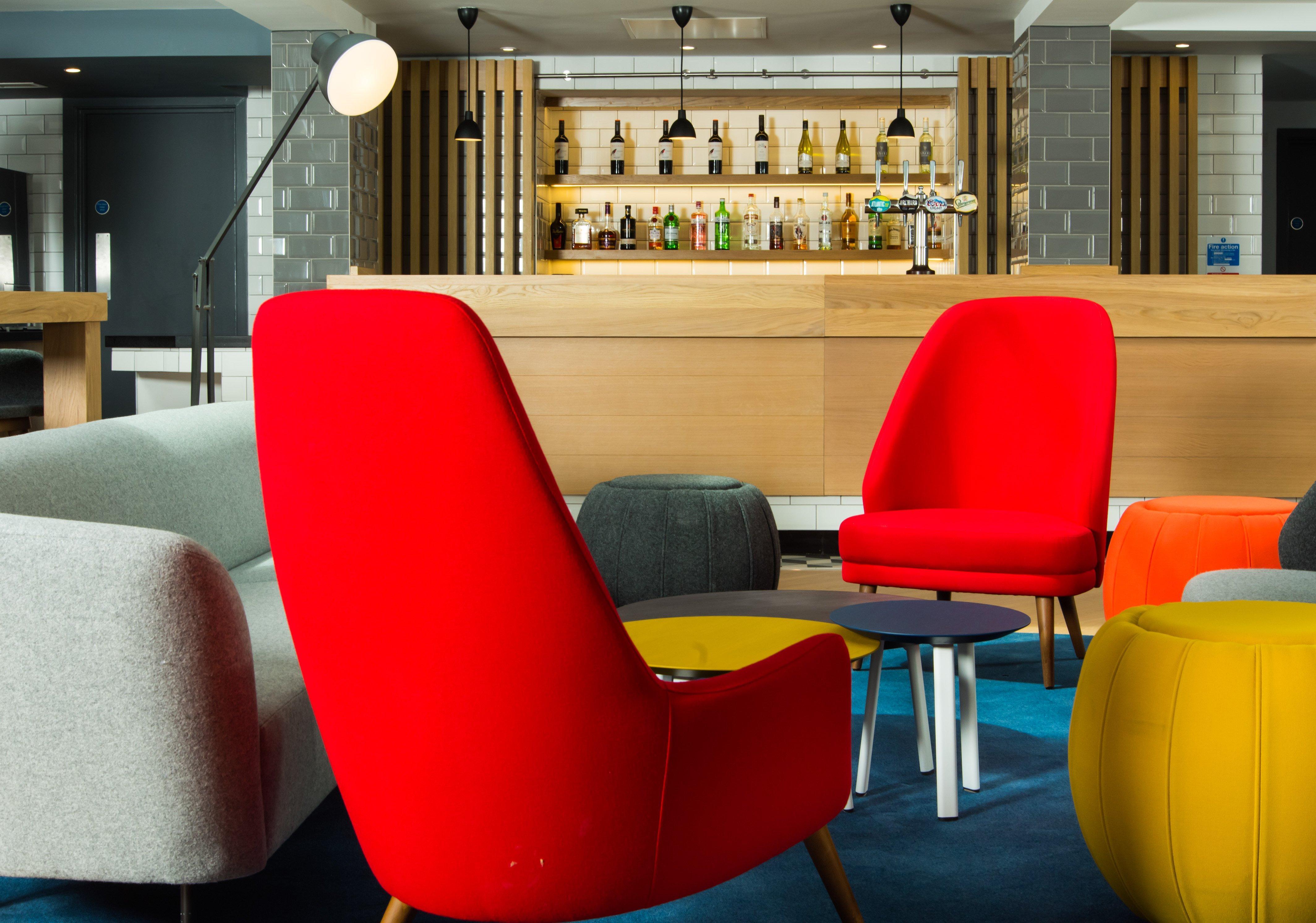 Holiday Inn Express Swindon City Centre By Ihg Εξωτερικό φωτογραφία